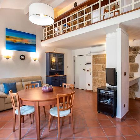 Ferret Apartment Альгеро Экстерьер фото