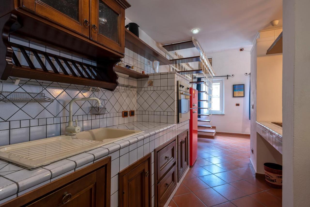 Ferret Apartment Альгеро Экстерьер фото